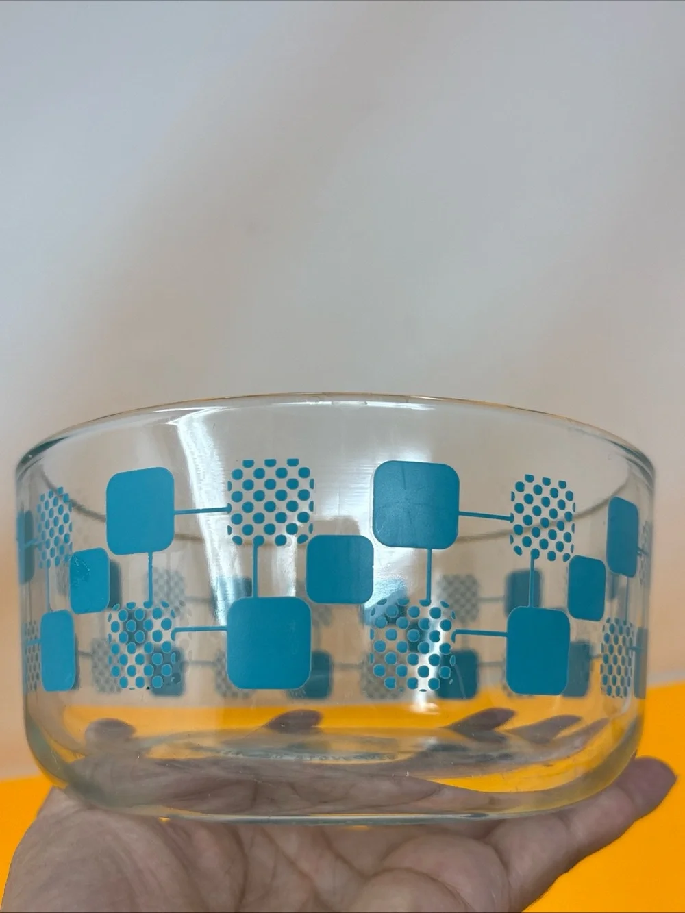 4 pc Stack of Vintage PYREX Glass Bowls with Blue and White Geometric Print used - Picture 9 of 16